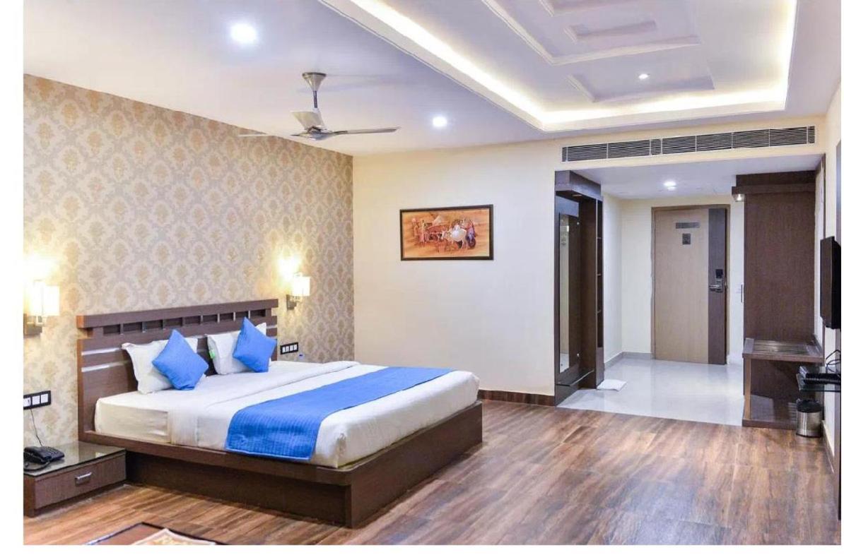 Puja Residency Hotell Varanasi Exteriör bild