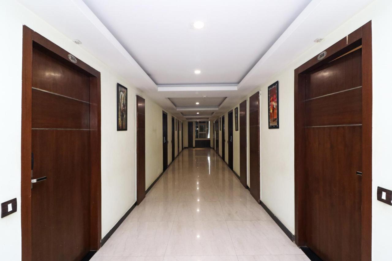 Puja Residency Hotell Varanasi Exteriör bild